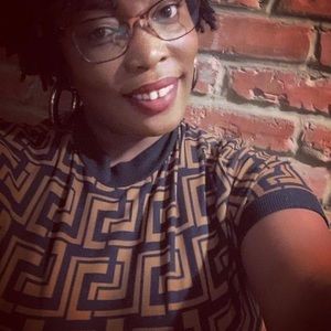 Meet your Posher, Yvonne